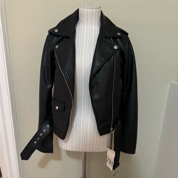 Zara Jackets & Blazers - Zara Moto Jacket